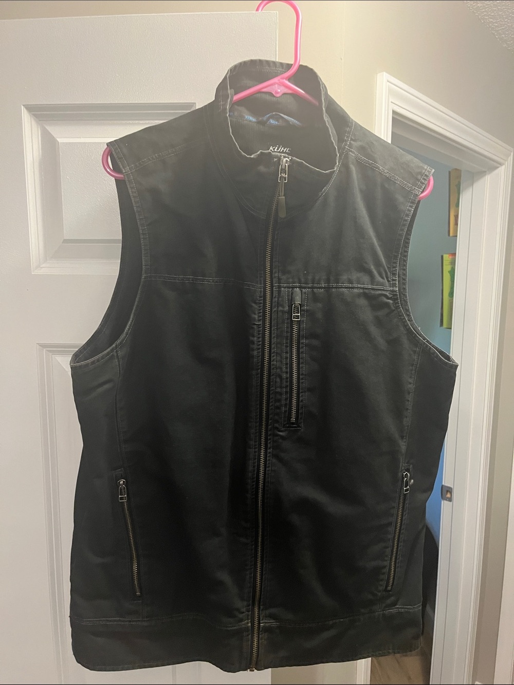 Kuhl Black Men's Zip-Front Utility Vest